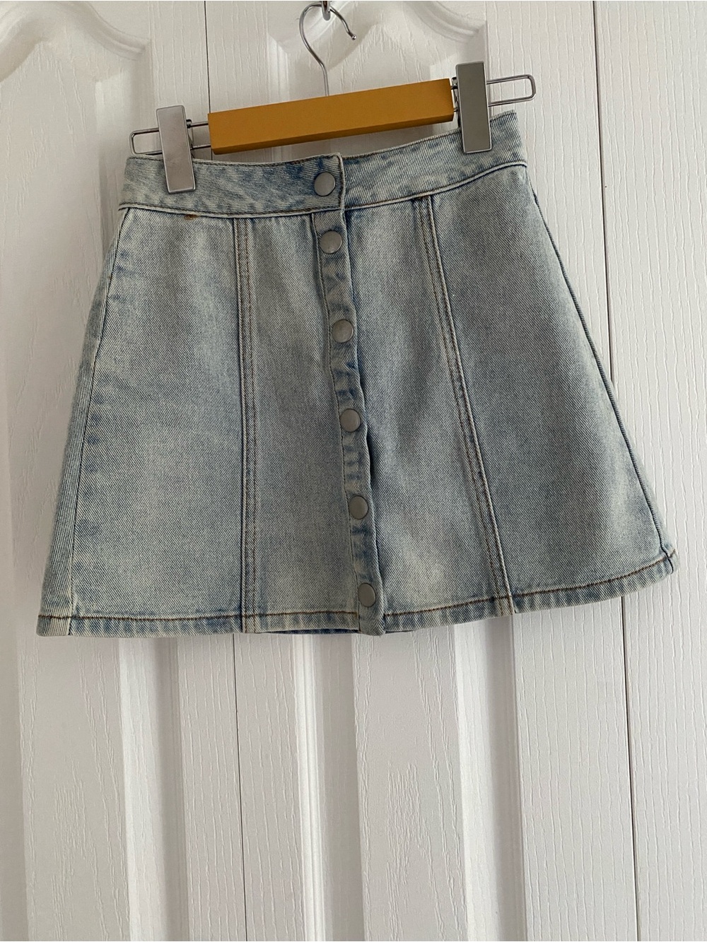 Bullhead Light Blue Denim A-Line Button-Front Skirt